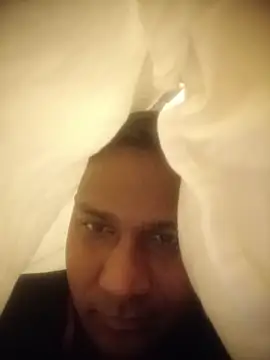 Snapshot of vikesh05 chatting on February 17, 8:48 pm vikesh05 online show from February 17, 8:48 pm