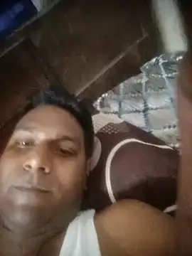 Snapshot of vikesh05 chatting on March 6, 7:10 pm vikesh05 online show from March 6, 7:10 pm