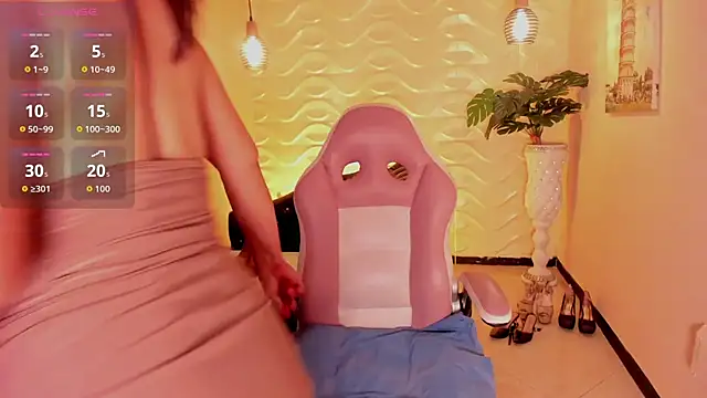 Snapshot of loress_ass_mature chatting on November 25, 7:41 am loress ass mature online show from November 25, 7:41 am