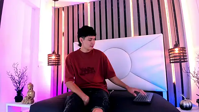 Jhojan twink online show from October 31, 12:17 pm