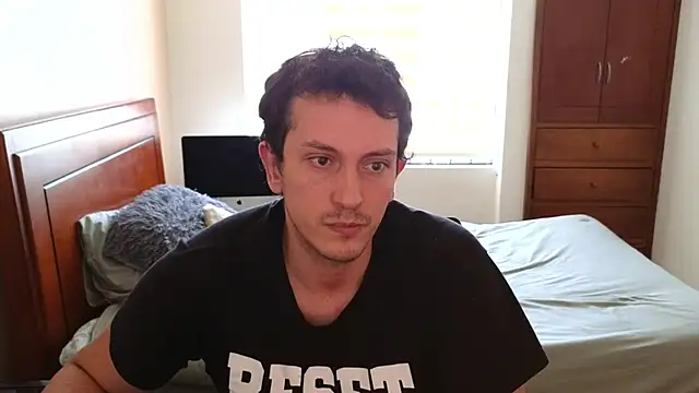 Snapshot of hardaftercum chatting on October 29, 8:32 pm hardaftercum online show from October 29, 8:32 pm