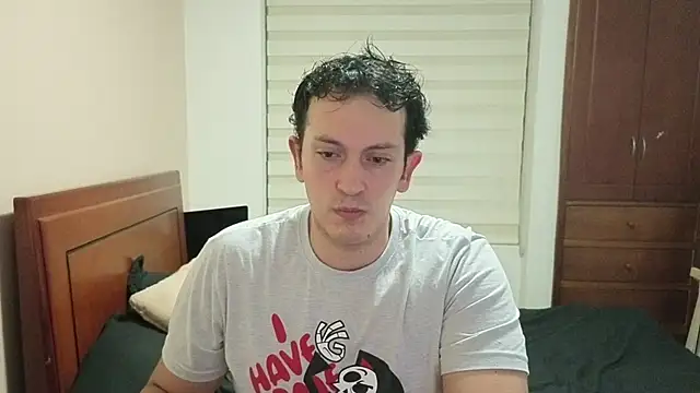 Snapshot of hardaftercum chatting on May 20, 2:51 am hardaftercum online show from May 20, 2:51 am