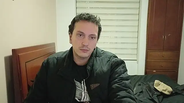 Snapshot of hardaftercum chatting on August 2, 2:21 am hardaftercum online show from August 2, 2:21 am