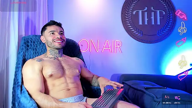 thiagoferrari2 online show from October 26, 1:00 am