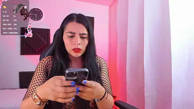 hannarusso online show from October 30, 10:43 pm