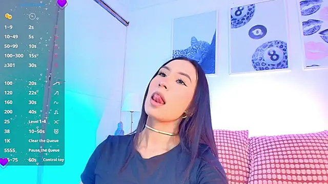 Valen ross  online show from April 22, 9:38 pm