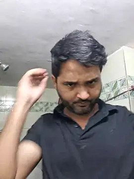 Snapshot of John96999 chatting on June 1, 10:22 pm John96999 online show from June 1, 10:22 pm