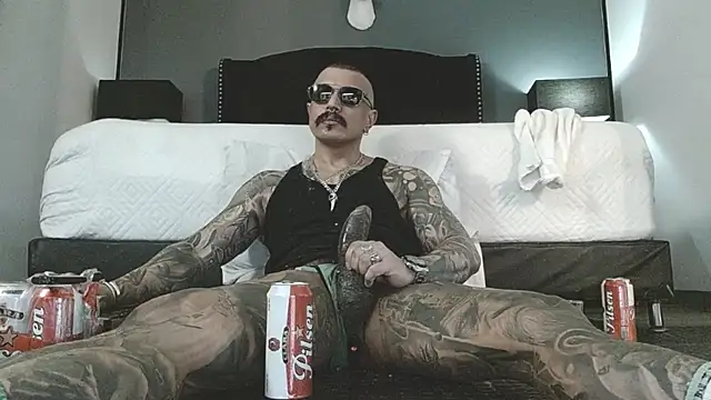 danilog515 online show from January 10, 7:43 am