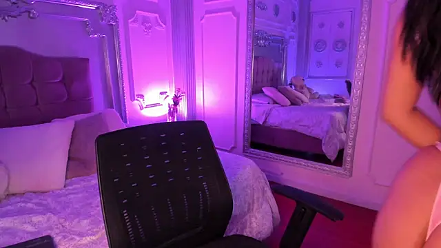 KatianPierce online show from March 4, 7:42 pm