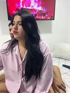 pareja curiosa19 online show from February 3, 2:21 am