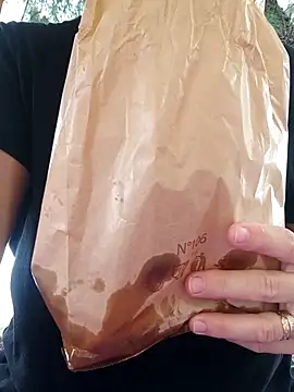 emiliemilf online show from October 21, 5:35 pm