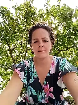 emiliemilf online show from March 7, 6:49 pm