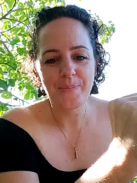 emiliemilf online show from June 19, 7:17 pm