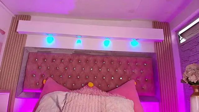 Andy Leex online show from March 6, 8:38 pm