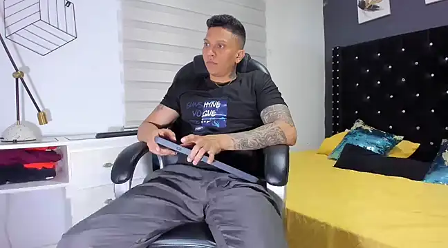 Snapshot of ethan_dalton_ chatting on March 20, 3:13 am ethan dalton online show from March 20, 3:13 am