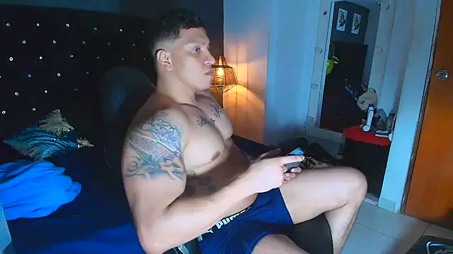 Snapshot of ethan_dalton_ chatting on November 17, 3:12 am ethan dalton online show from November 17, 3:12 am