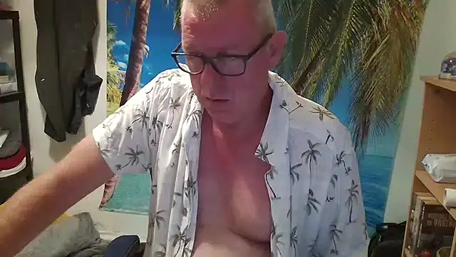 JamesBauer online show from June 24, 4:33 am