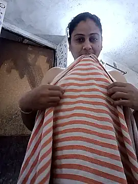 JENNIFERtamil online show from January 18, 8:29 am