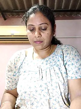 JENNIFERtamil online show from May 15, 7:48 am