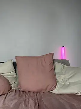 Snapshot of xxveraa_vibe chatting on June 15, 9:50 pm xxveraa vibe online show from June 15, 9:50 pm
