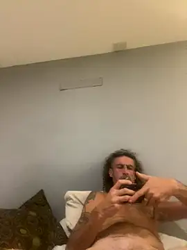 Coco-sarli online show from December 4, 7:39 am