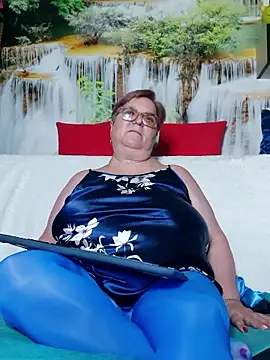 QueenPammy1 online show from January 10, 5:37 pm