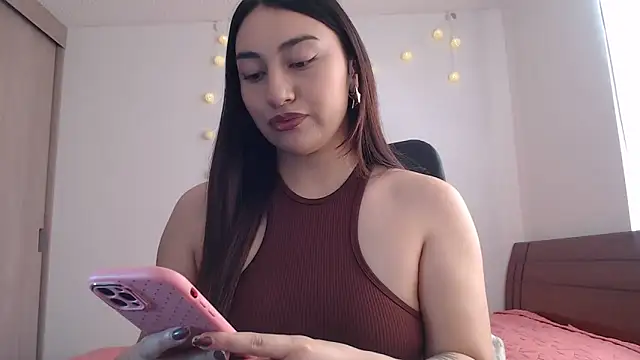 nalafoster online show from March 7, 2:47 pm