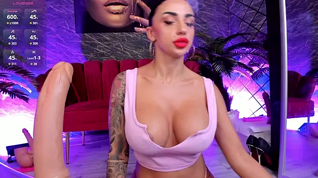 Snapshot of IzabelaTessa chatting on July 29, 7:34 pm IzabelaTessa online show from July 29, 7:34 pm