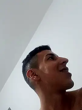 Snapshot of perversumm chatting on March 18, 4:37 am perversumm online show from March 18, 4:37 am