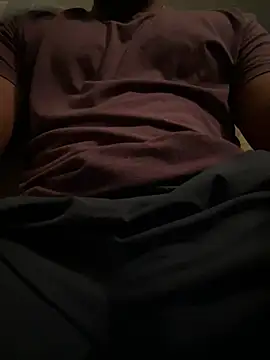 Snapshot of dilu98 chatting on March 18, 4:48 pm dilu98 online show from March 18, 4:48 pm