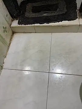 Snapshot of dilu98 chatting on December 21, 2:08 am dilu98 online show from December 21, 2:08 am