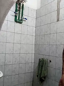 Snapshot of calfran chatting on October 22, 8:30 pm calfran online show from October 22, 8:30 pm