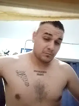 Snapshot of calfran chatting on November 12, 2:34 am calfran online show from November 12, 2:34 am