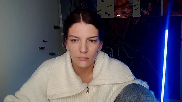 Snapshot of VanessaRey_ chatting on November 29, 5:54 am VanessaRey online show from November 29, 5:54 am