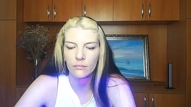 VanessaRey  online show from June 23, 7:17 am