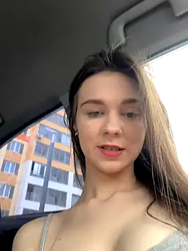 MilaBee online show from October 2, 8:43 am