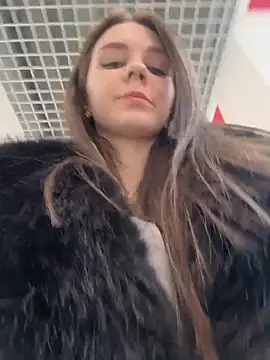 MilaBee online show from March 17, 7:55 am