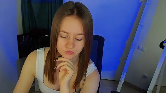 Catherine e online show from October 25, 6:35 pm