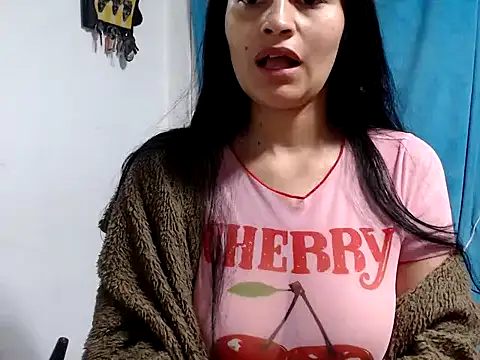 Snapshot of AlanaHotxx chatting on November 20, 7:08 am AlanaHotxx online show from November 20, 7:08 am