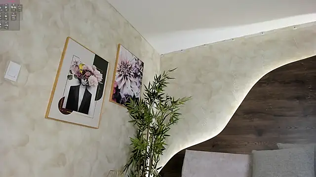 mia lacy  online show from November 7, 7:14 pm