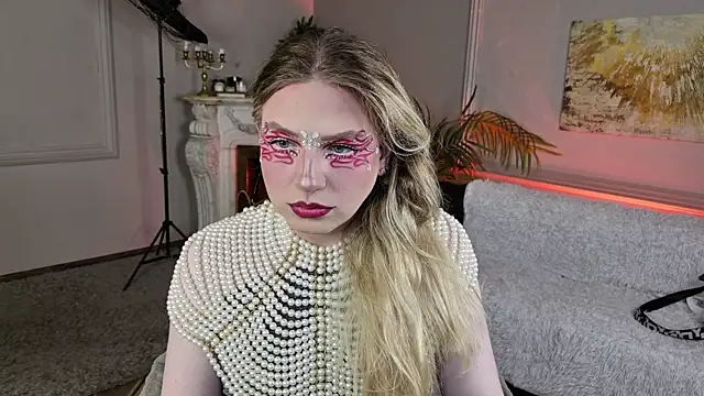 Snapshot of Jes_Solar chatting on June 19, 8:56 pm Jes Solar online show from June 19, 8:56 pm