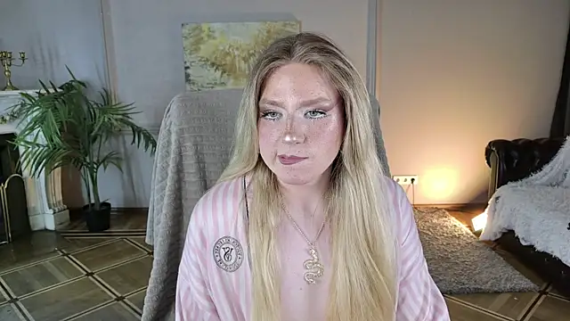 Snapshot of Jes_Solar chatting on July 28, 8:52 pm Jes Solar online show from July 28, 8:52 pm