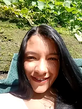 Snapshot of adrianagilton chatting on March 21, 2:18 pm adrianagilton online show from March 21, 2:18 pm