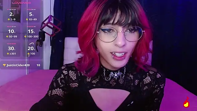 goth minerva online show from October 21, 1:45 pm