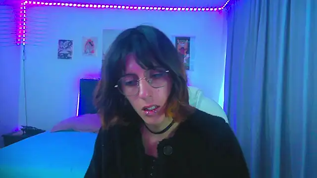 goth minerva online show from July 13, 1:36 pm