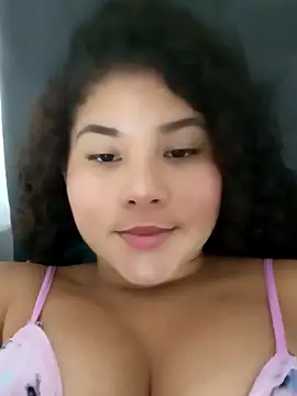 Snapshot of daika31 chatting on December 18, 12:27 am daika31 online show from December 18, 12:27 am