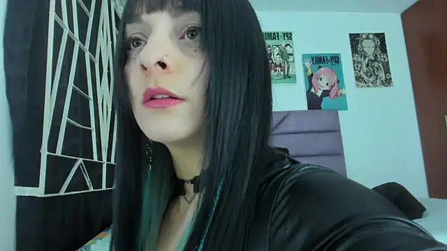 KARINNA  RAVEN online show from January 8, 11:29 pm