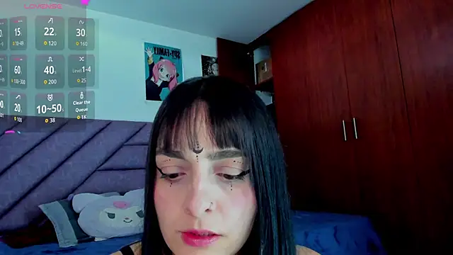 Snapshot of KARINNA__RAVEN chatting on August 1, 8:19 pm KARINNA RAVEN online show from August 1, 8:19 pm