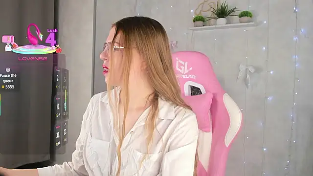 Joann Shermann online show from January 9, 1:08 am