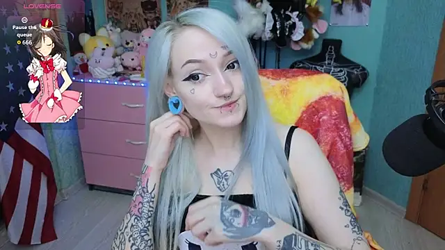 Manuela unicorn online show from May 7, 8:14 pm